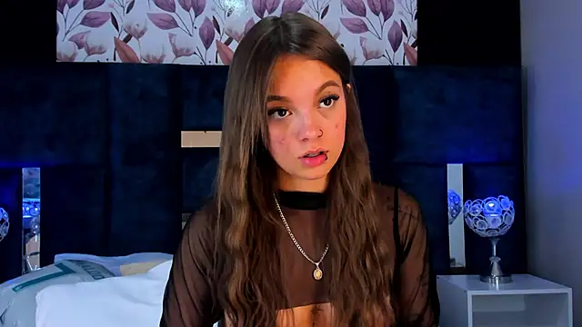 AmmyJones_ webcam
