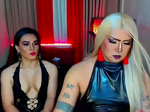 Wildest_Slave_Huntress webcam