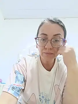 miss_hanna07 live cam on StripChat