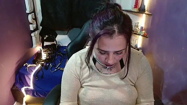 Alexa_Slavehot777 webcam
