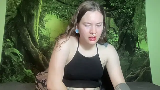 mo0ngoddess - Mo0ngoddess's free webcam - UK Sex Cams