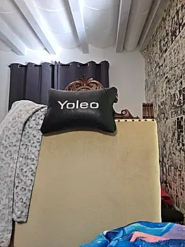 kylie_blck webcam