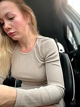 lavenderhot - LavenderHot's free webcam - UK Sex Cams