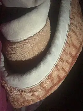 dmanl (Ask my age) - Cum make me Cum tip tip