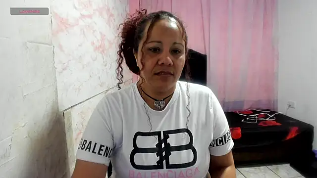 Brunette_sasha webcam