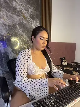 nicol_jone1 webcam