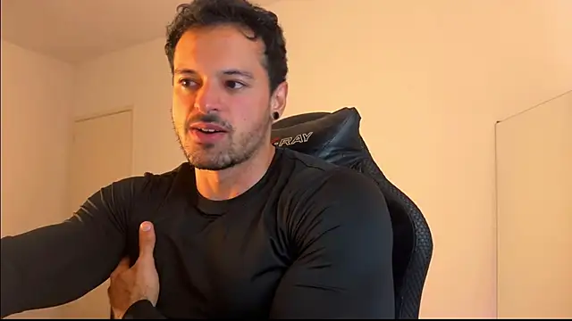 lucasfit24 (M young) - cumshow huge cumshot