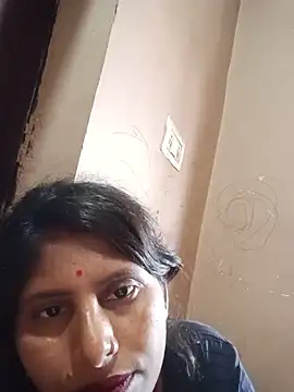 Maya_mohni webcam