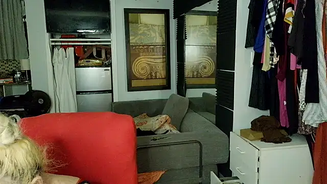 StarinThecloudz webcam