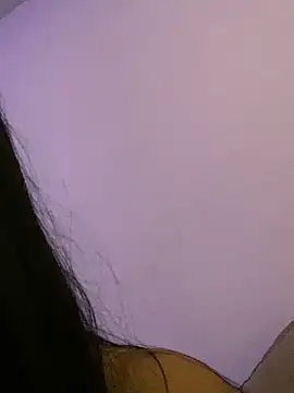 Magiee_Thompson webcam