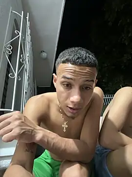 friends_lust_latin webcam