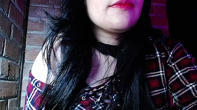 DarkRoseUwU webcam