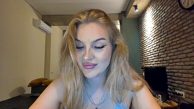 fifteenpoem webcam