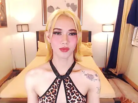 PreciousAmore webcam
