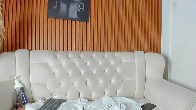 Brenda_Thomp webcam