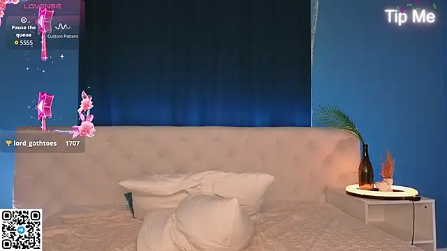 Naomi_B1ack webcam