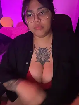 miacanela_xo webcam