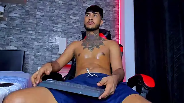 TheimperialBoys77 webcam