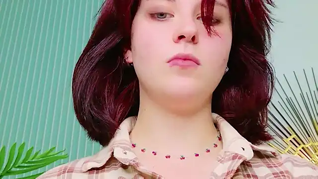Milana_Bold webcam