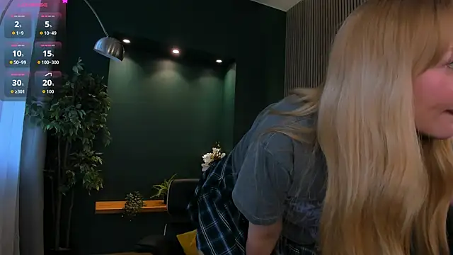 _Mila_Luna_ webcam