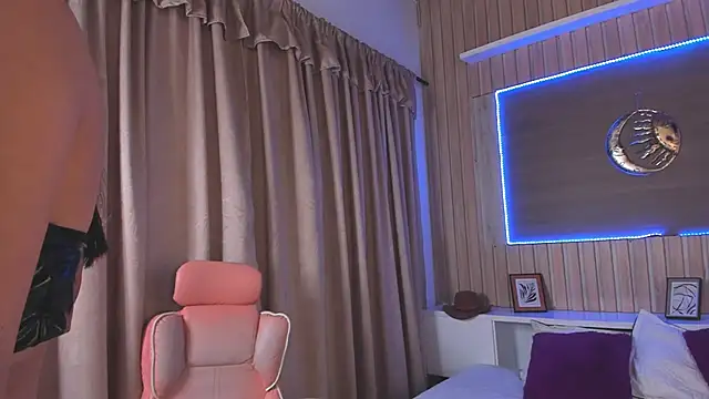 Scarlet_X_ webcam