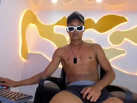rafaelvander - RafaelVander's free webcam - UK Sex Cams