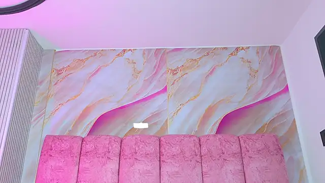 emmacurvy webcam
