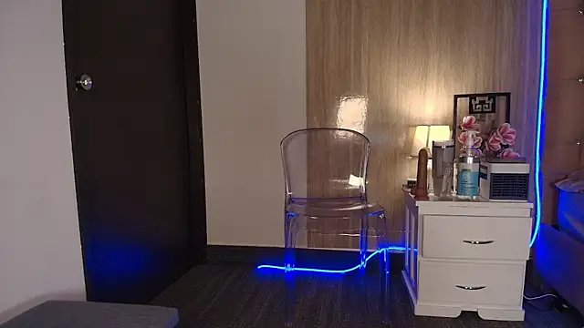 Maddyluxe webcam