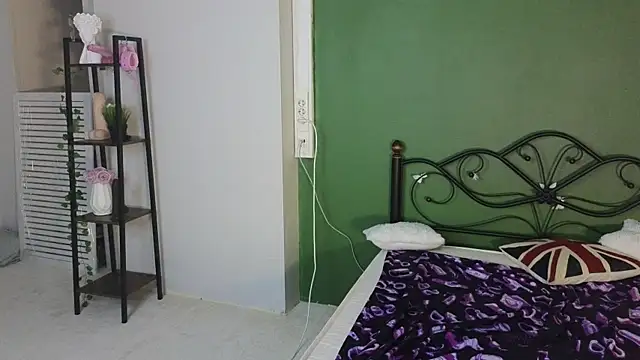 Vlada_vv live cam on StripChat