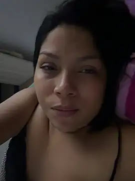 isabella__luna - ISABELLA__LUNA's free webcam - UK Sex Cams