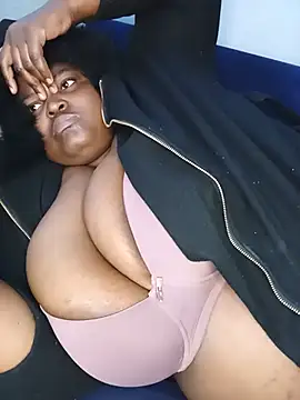 ChubbyLucia webcam