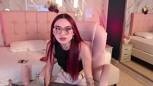 Red_kytty6 webcam