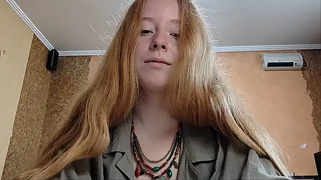 KateVibe_01 webcam