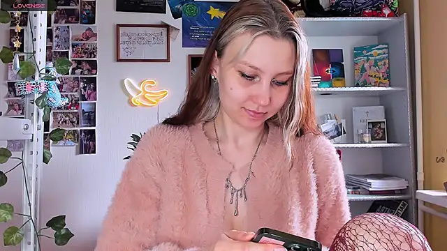 Nicole_matt live cam on StripChat