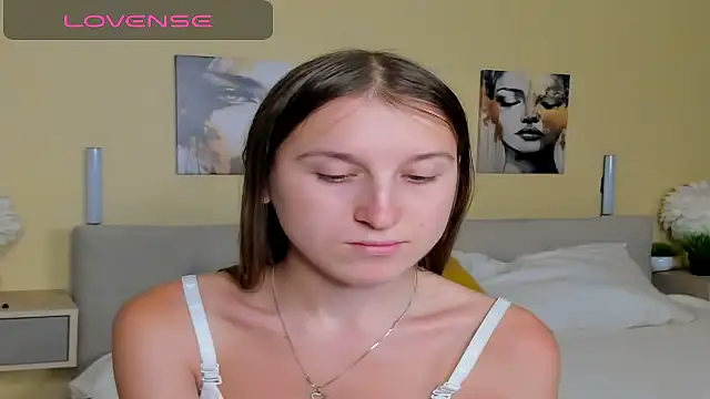 Xenia_paradise live cam on StripChat