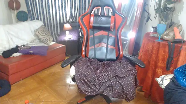 AlexaBigBoobss live cam on StripChat