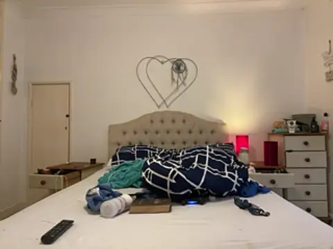malcolm2334 live cam on StripChat