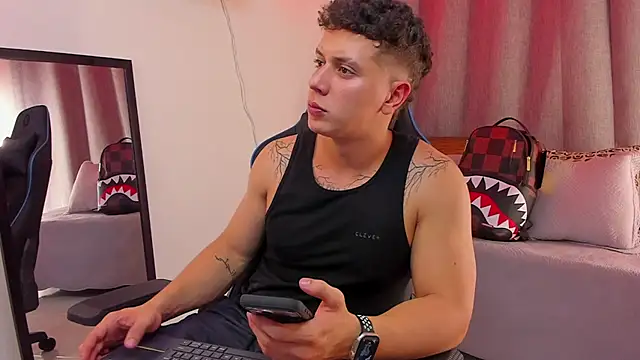ASHTON_HILS webcam