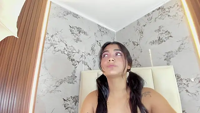 NINAMARTINS webcam