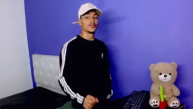 Angel_foxc13 webcam