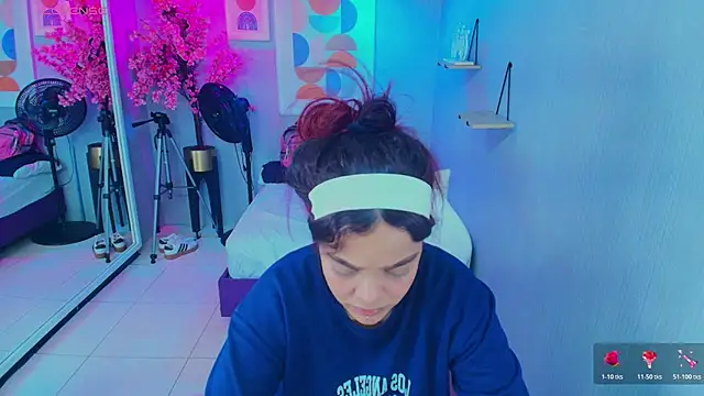 Maggy_t18 webcam
