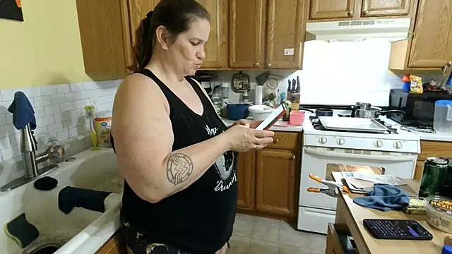 onlyhotbbw75 webcam
