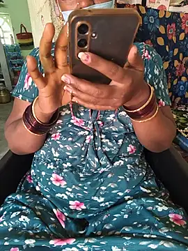 Tamilselviroja- webcam