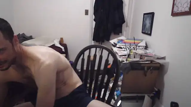 JohnnyMoves live cam on StripChat