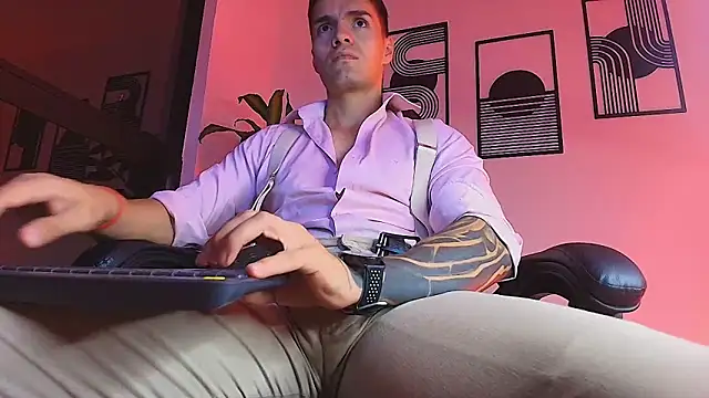 ALPHA_DOMINUS_ webcam