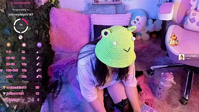 Watch Eymmy_24 live on EroticFlix - High definition streams
