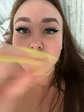 KiraSunshine webcam