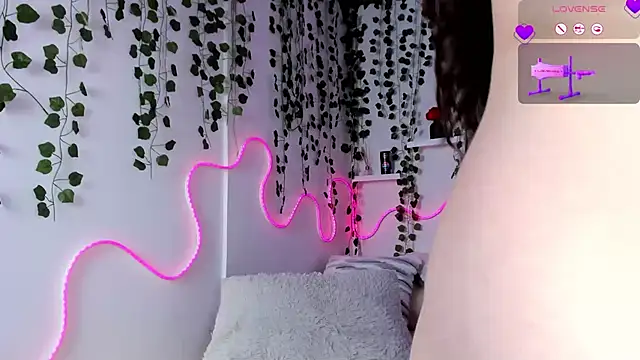 Samii_Evans webcam