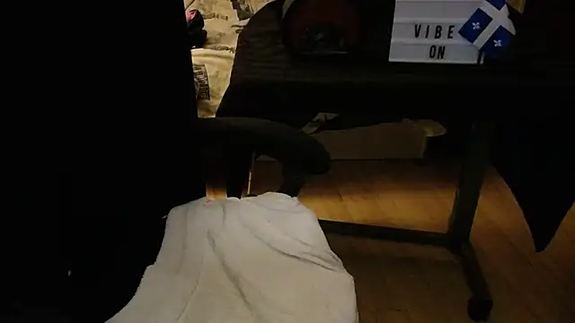 angecornuXO webcam