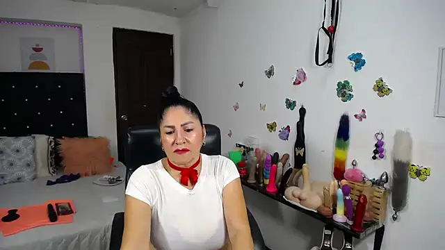 mature_bigboobs10 webcam